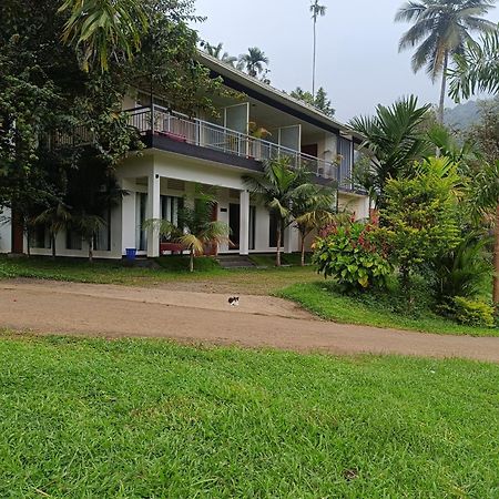 Riverbench Homestay Munnar, Anaviratty Eksteriør bilde