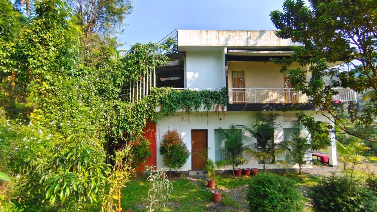 Riverbench Homestay Munnar, Anaviratty Eksteriør bilde