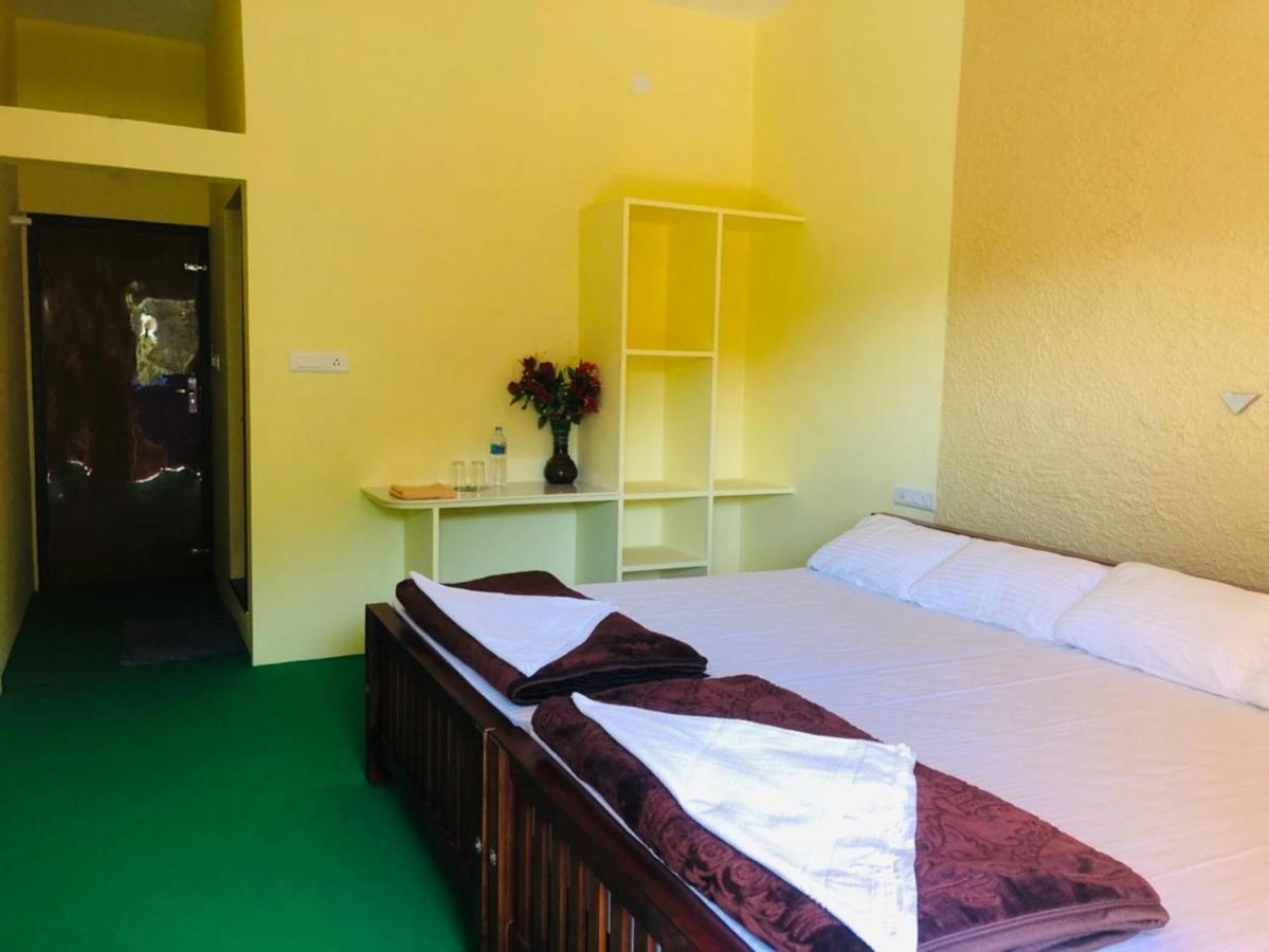 Riverbench Homestay Munnar, Anaviratty Eksteriør bilde